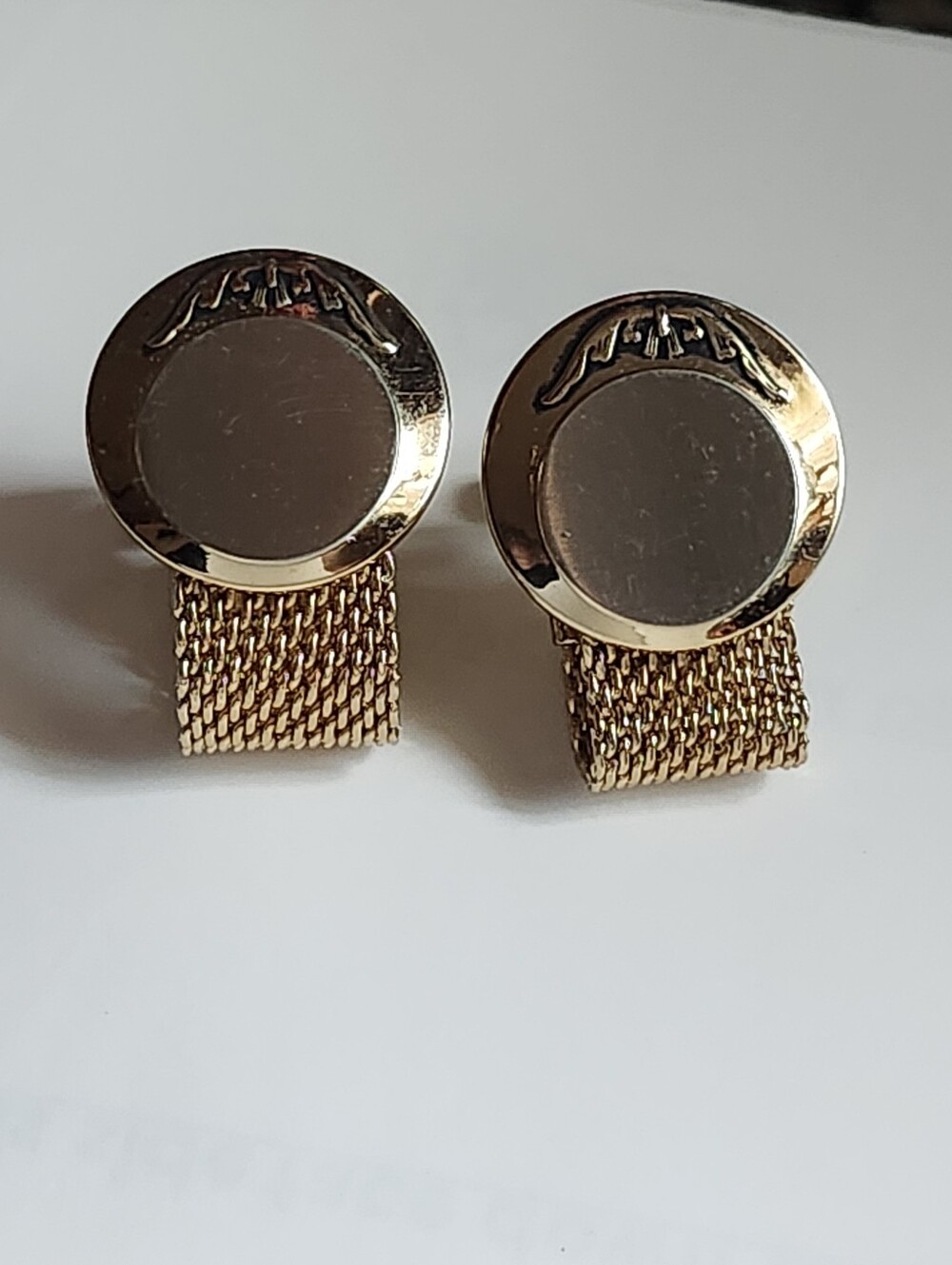 Vtg Hickok Gold-Tone Mesh Wrap Around Cuff Links With Engraved Detailing